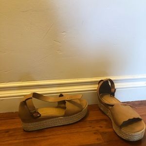 Tan size 7 espadrille style sandal